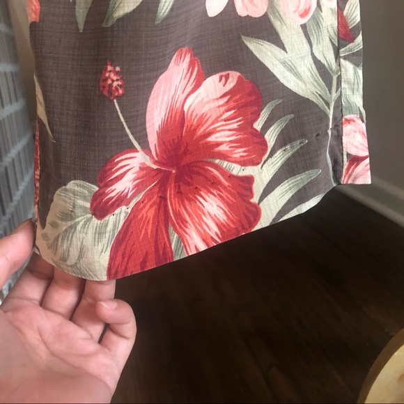 Vintage 90s Silk Hawaiian Floral Capris - Picture 9 of 11